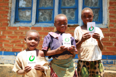 말라위에 전달된 5,000개의 희망의 빛 ‘라이팅말라위’